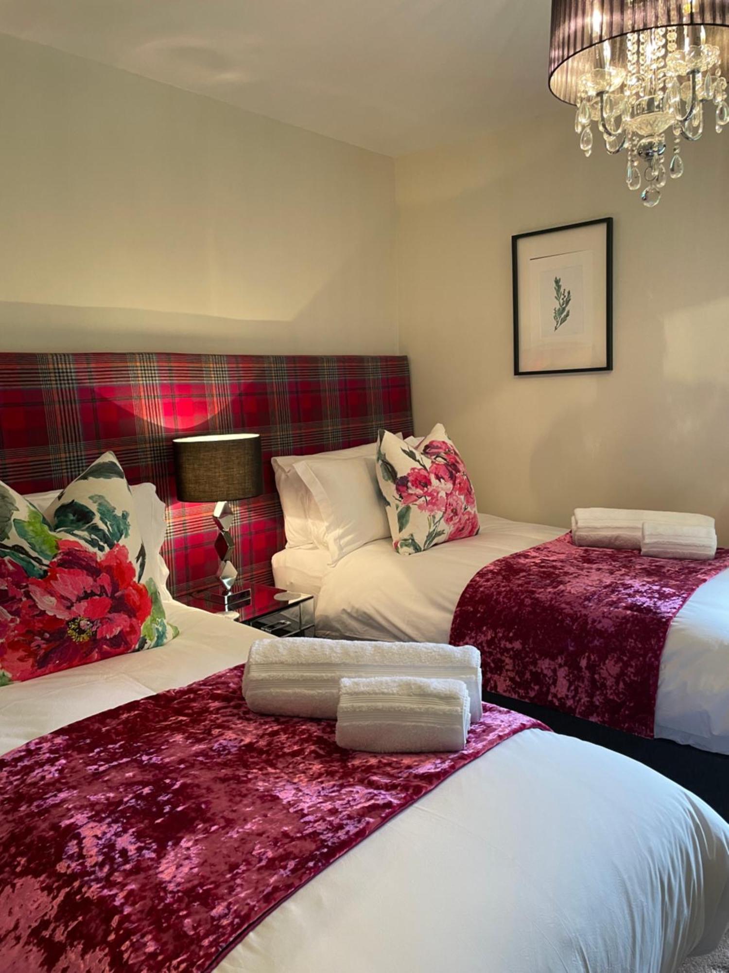 Monkland Cottage แนร์น ภายนอก รูปภาพ